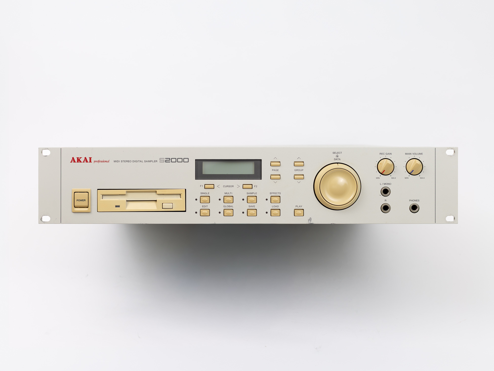 Akai S2000