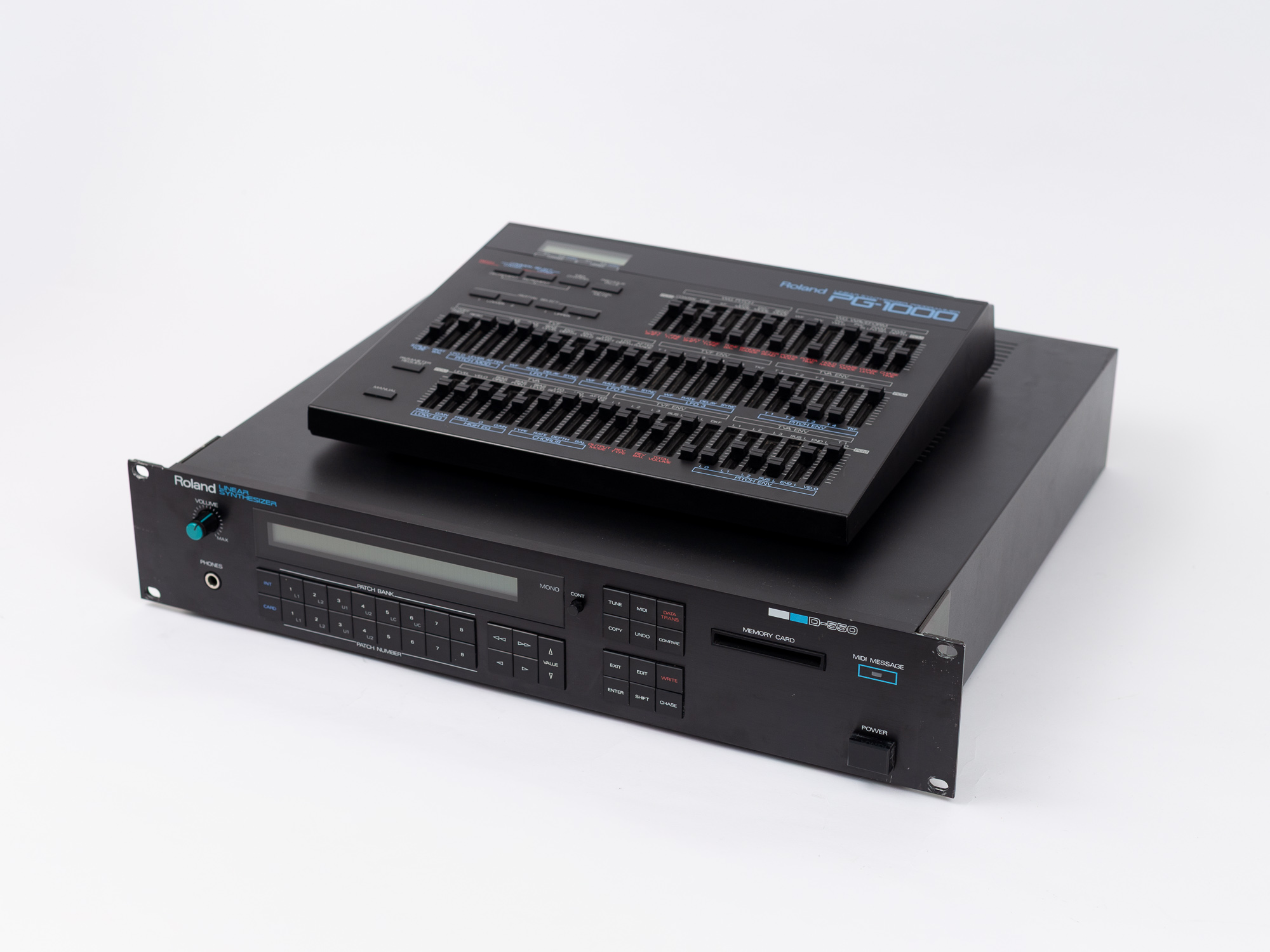Roland D-550